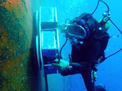 Underwater-Hull-Cleaning4